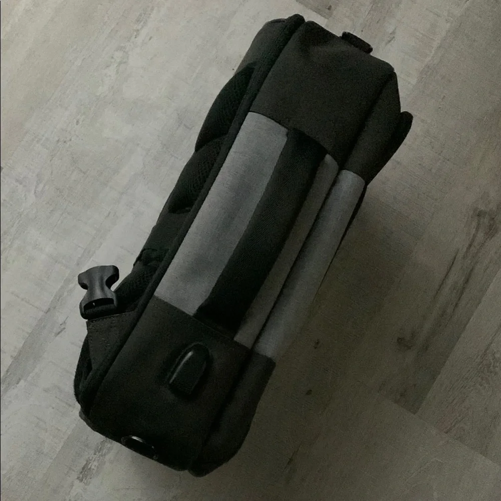 Standard Luggage Co. The Daily Backpack Black and Gray Convertible work/travel